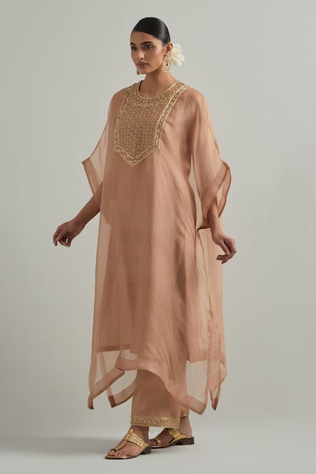 Ikshita Choudhary_Pink Organza, Chanderi Embroidery Round Neck Dust Hand Kaftan Set _at_Aza_Fashions