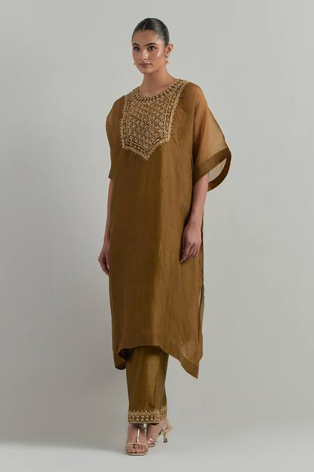 Ikshita Choudhary_Brown Organza, Chanderi Embroidery Round Neck Mud Hand Kaftan Set _Online_at_Aza_Fashions