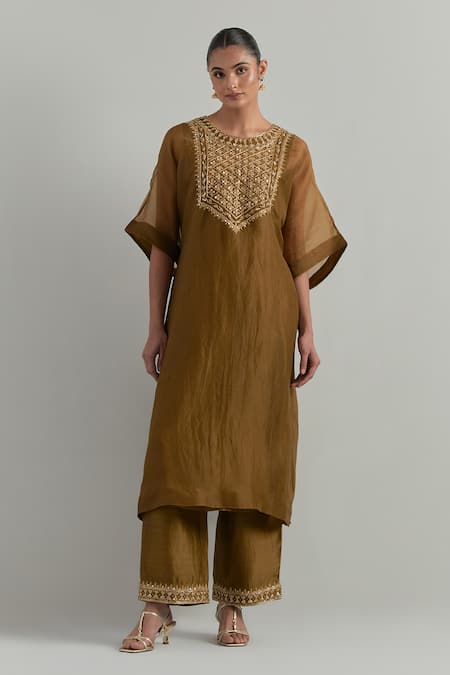 Ikshita Choudhary Brown Organza, Chanderi Embroidery Round Neck Mud Hand Kaftan Set