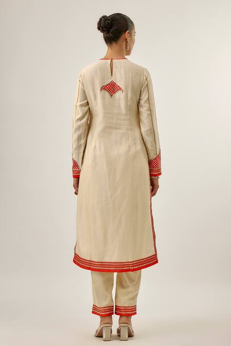 Priyal Prakash JHAROKHA AND JAAL KURTA SET Ivory & Orange Jharokha Kurta Set 