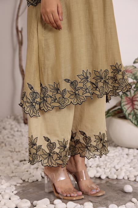 Shop_Sonali Methi_Brown Chanderi Embroidery Collared Mud Kurta Pant Set _Online_at_Aza_Fashions