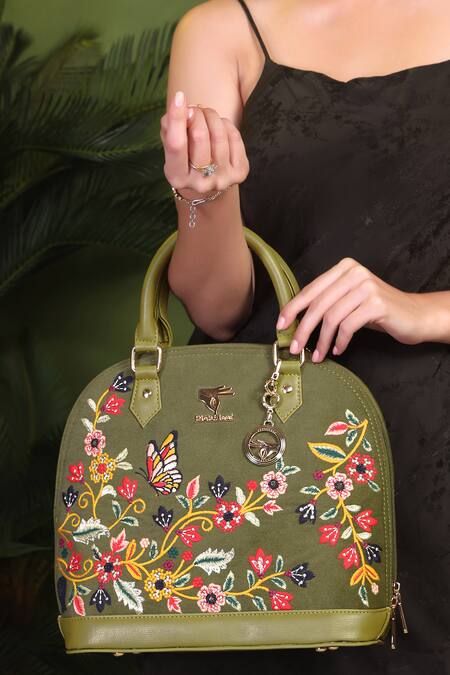Buy_PickAleaf_Olive Green Embroidery Waves Handbag 