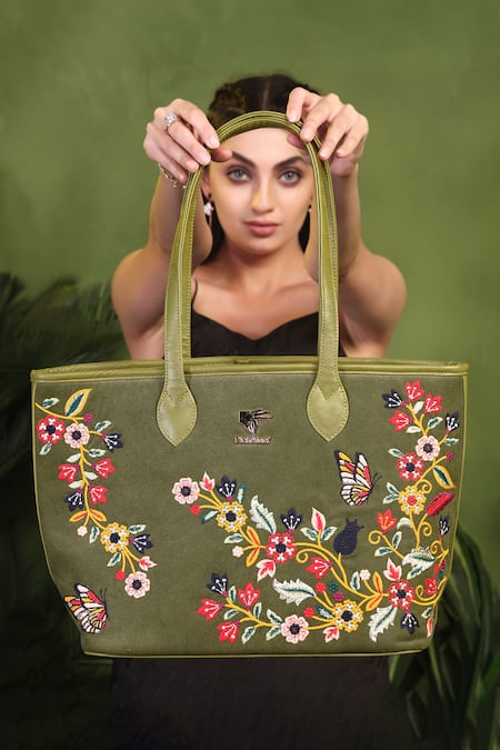 Buy_PickAleaf_Olive Green Embroidery Waves Tote Bag _Online_at_Aza_Fashions