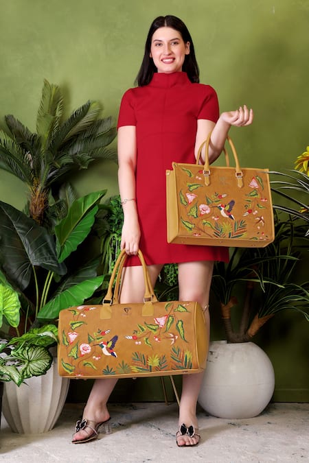PickAleaf_Gold Embroidery Flora Shoulder Bag _at_Aza_Fashions
