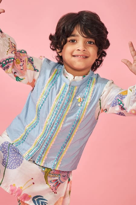 Joey & Pooh_White , , Embroidery Floral Print Kurta Set _at_Aza_Fashions