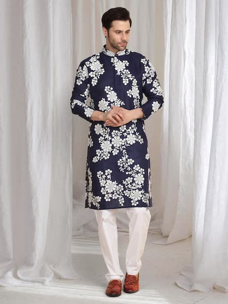 Aham-Vayam_Blue Cotton, Linen Embroidery Thread Kurta _Online_at_Aza_Fashions