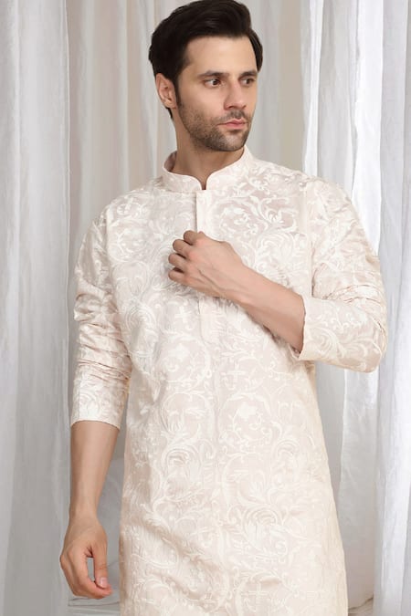 Aham-Vayam_Pink Cotton Embroidery Flora Thread Kurta _at_Aza_Fashions