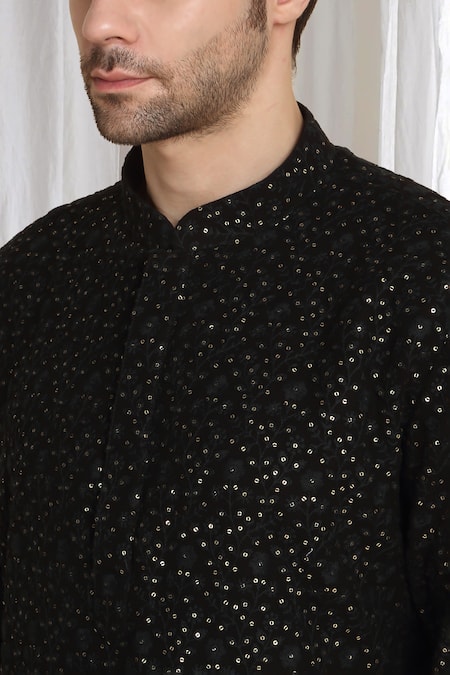 Buy_Aham-Vayam_Black Cotton Sequins Mehfil Embroidered Kurta 