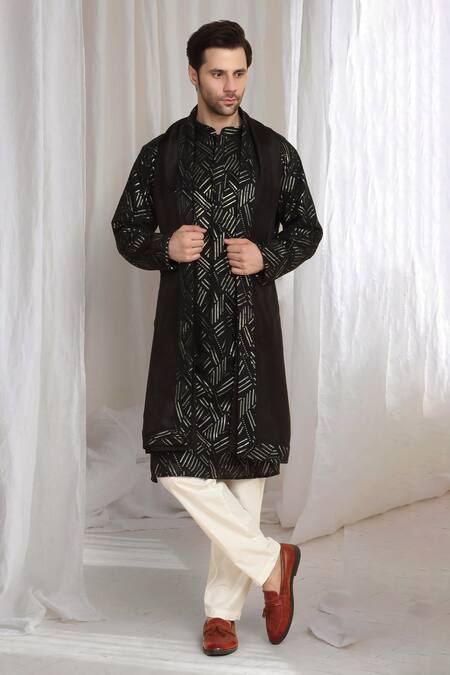 Buy Aham-Vayam Black Cotton Embroidery Geometric Thread Kurta With Dupatta Online at Aza Fashions Buy_Aham-Vayam_Black Cotton Embroidery Geometric Thread Kurta With Dupatta _Online_at_Aza_Fashions
