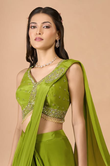Shop Aariyana Couture Green Crepe Sequins, Beads, Embroidery V-neck Pre-draped Saree With Blouse Shop_Aariyana Couture_Green Crepe Sequins, Beads, Embroidery V-neck Pre-draped Saree With Blouse