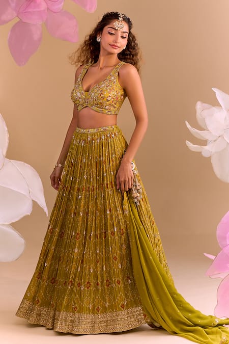 Shop_Samyukta Singhania_Green Silk Sequins, Embroidery Round Neck Hand Lehenga Set 