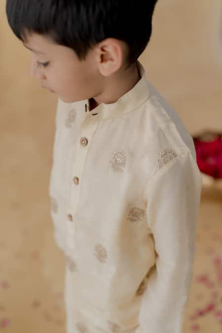 MR Brat_Off White Muslin, Cotton Embroidery _Online_at_Aza_Fashions