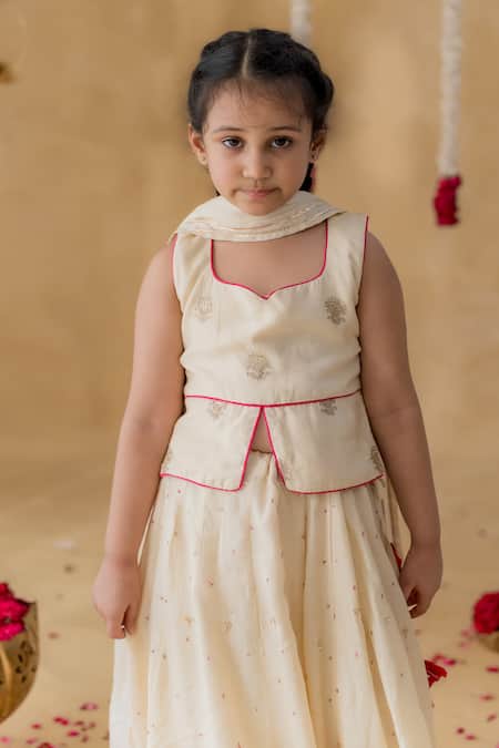 Buy_MR Brat_Off White Muslin Sequins _Online_at_Aza_Fashions