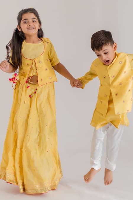 Buy MR Brat Yellow Muslin, Cotton, Chanderi Mulsin Online at Aza Fashions Buy_MR Brat_Yellow Muslin, Cotton, Chanderi Mulsin _Online_at_Aza_Fashions
