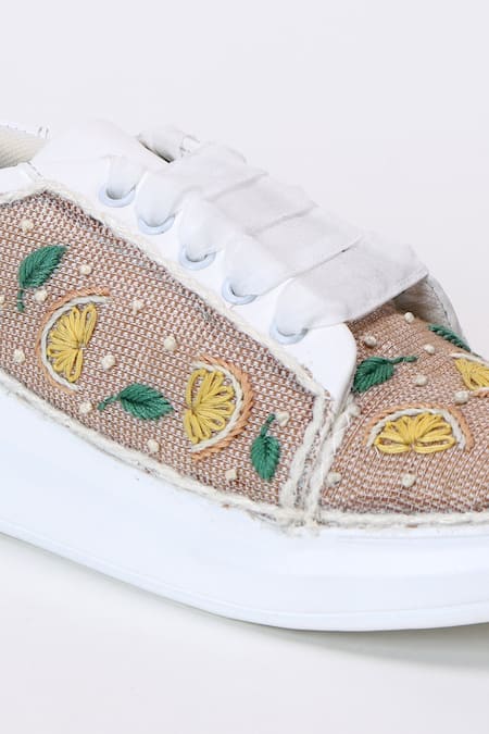 Buy_The Saree Sneakers_Beige Lemon Zest Sneakers 