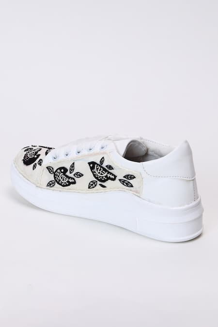 Buy_The Saree Sneakers_White Blackbird Embroidered Sneakers _Online_at_Aza_Fashions