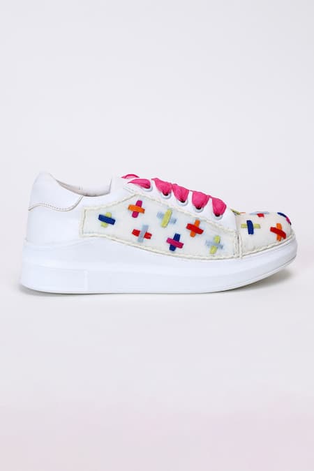The Saree Sneakers_White Colored Cross Sneakers _Online_at_Aza_Fashions