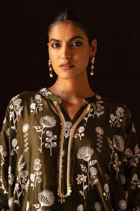 Preevin_Olive Green Chanderi Silk, Cotton Sequins Split Kurta Set _Online_at_Aza_Fashions
