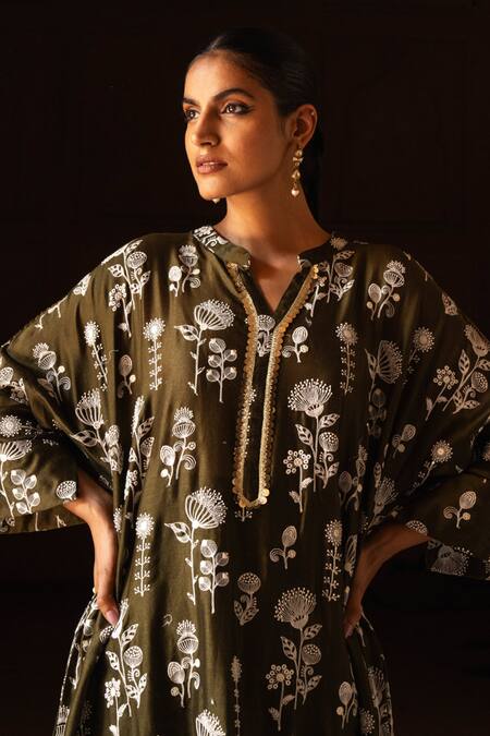 Buy_Preevin_Olive Green Chanderi Silk, Cotton Sequins Split Kurta Set _Online_at_Aza_Fashions