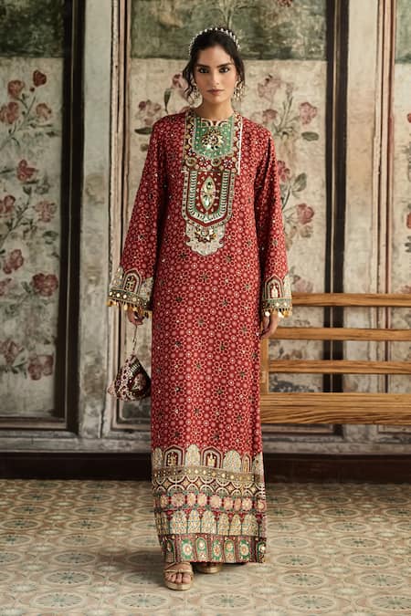 Buy_Diyarajvvir_Maroon Silk Tassels, Embroidery Round Neck Embellished Kaftan _Online_at_Aza_Fashions
