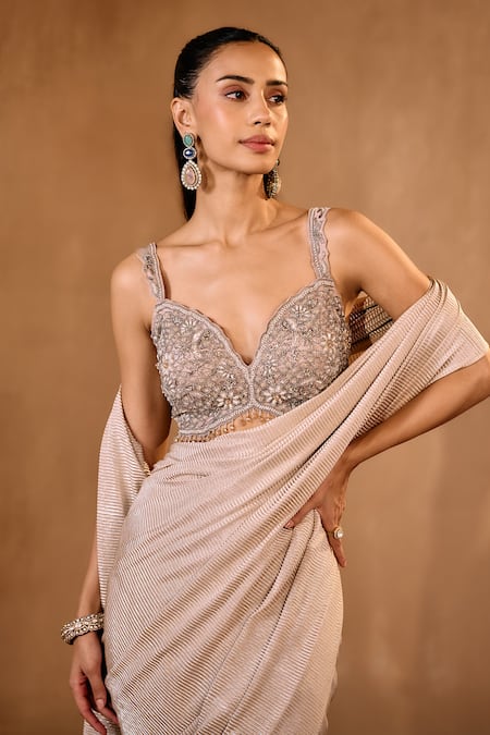 Buy_Niamh By Kriti_Gold Sequins, Beads, Crystals Sweetheart Neck Pre-draped Saree With Blouse 