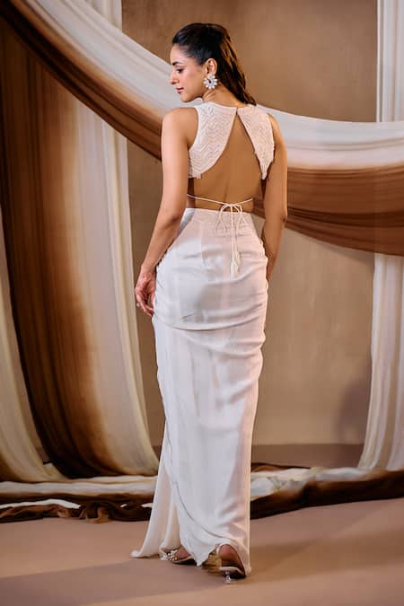 Niamh By Kriti Embroidered Ivory Cape & Skirt Set 