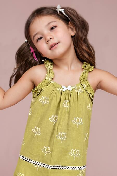 Shop Petite Pomme Green Cotton Embroidery Kids Top And Shorts Set Online at Aza Fashions Shop_Petite Pomme_Green Cotton Embroidery Kids Top And Shorts Set_Online_at_Aza_Fashions