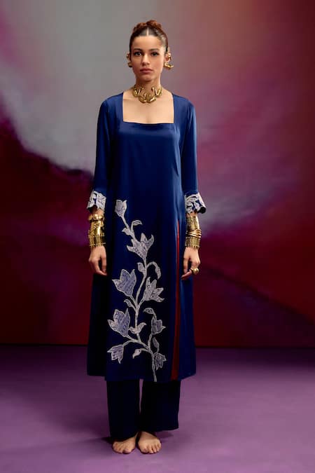 Kavitha Gutta_Blue Satin Embroidery Square Neck Sunray Kurta And Pant Set _Online_at_Aza_Fashions