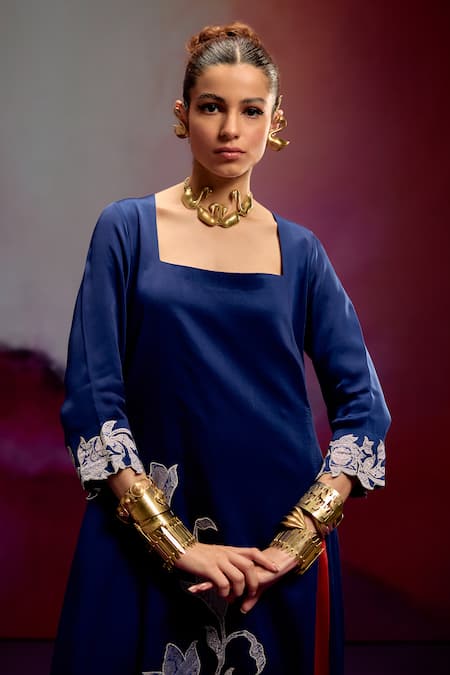 Kavitha Gutta_Blue Satin Embroidery Square Neck Sunray Kurta And Pant Set _at_Aza_Fashions