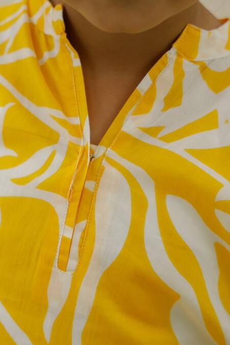 Petite Pomme_Yellow Cotton Pine Print Kurta Set _at_Aza_Fashions