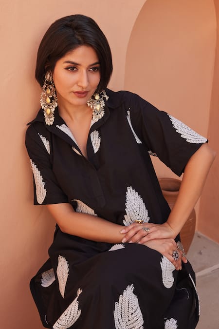 Gulabo Jaipur_Black Cotton Embroidery Collared Khalak Kurta And Pant Co-ord Set _Online_at_Aza_Fashions