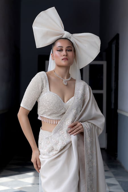 Buy_Aangan By Parul_White Tissue, Handloom Cotton Embroidery, Beads Plunge Gossamer Grace Saree Set _Online_at_Aza_Fashions