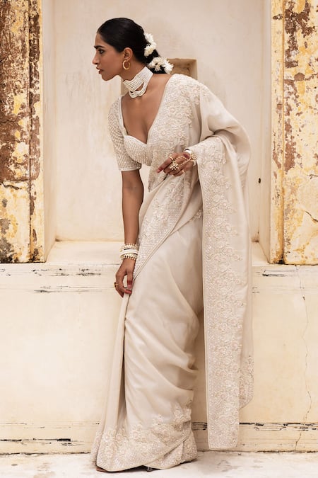 Aangan By Parul_White Tissue, Handloom Cotton Embroidery, Beads Plunge Gossamer Grace Saree Set _at_Aza_Fashions