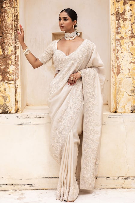 Aangan By Parul Gossamer Grace Saree Set 