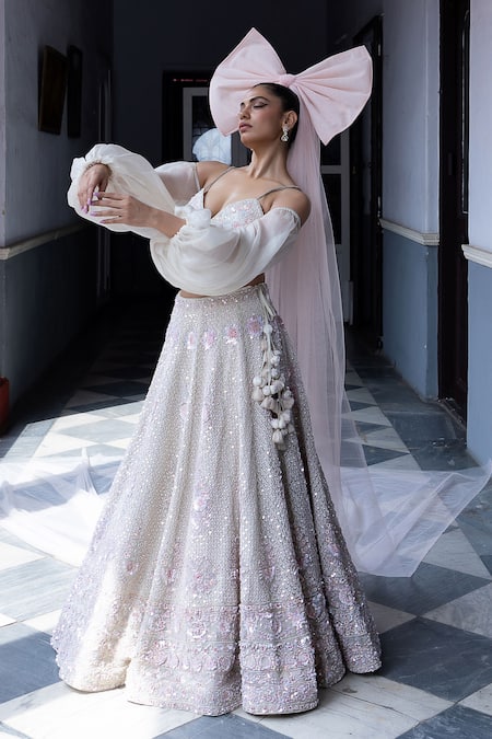 Aangan By Parul_White Organza Embroidery, Sequins, Beads Round Neck Rose Enchantment Lehenga Set _at_Aza_Fashions