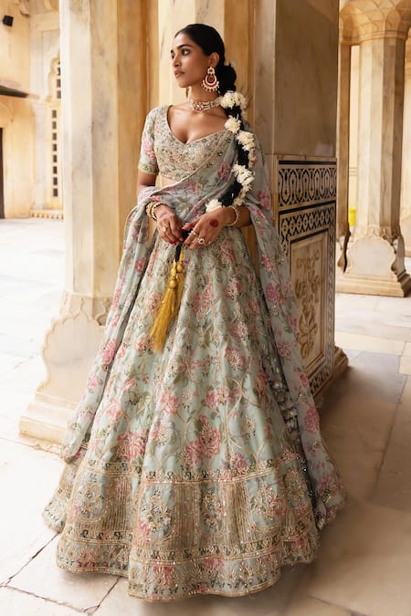 Buy_Aangan By Parul_Gray Organza Embroidery, Sequins V-neck Glistening Garden Lehenga Set _Online_at_Aza_Fashions