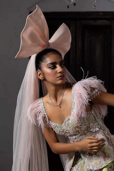 Buy_Aangan By Parul_Green Organza Embroidery Sweetheart Neck Classical Amethyst Charm Gown _Online_at_Aza_Fashions