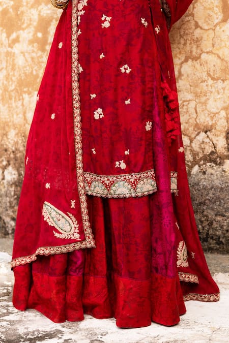 Aangan By Parul_Red Silk, Cotton Embroidery V-neck Kashmir Inspired Sharara Set _Online_at_Aza_Fashions