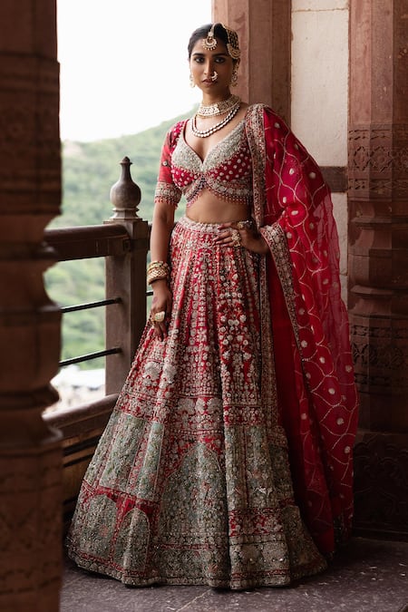 Shop_Aangan By Parul_Red Organza Sequins, Zari Plunge Neck Empress Bridal Lehenga Set _Online_at_Aza_Fashions