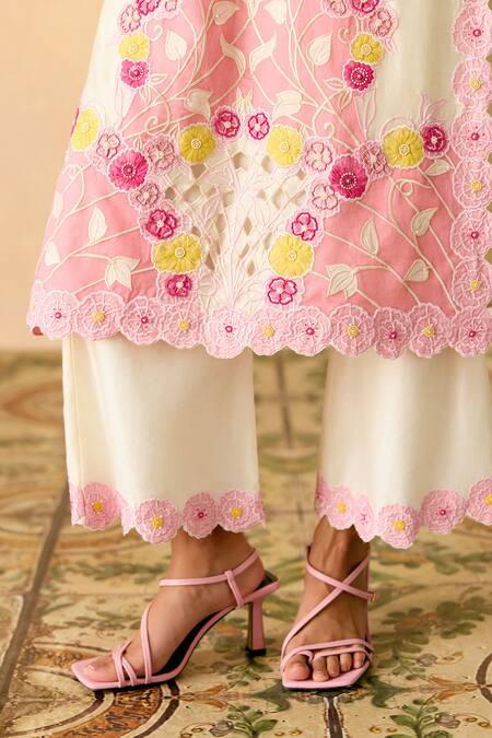 Chandrima_Ivory Chanderi Applique, Embroidery Round Neck Pink Kurta Set _Online_at_Aza_Fashions