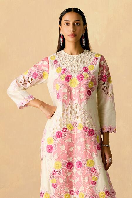 Buy_Chandrima_Ivory Chanderi Applique, Embroidery Round Neck Pink Kurta Set _Online_at_Aza_Fashions