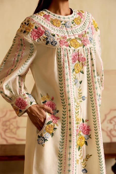 Chandrima Ivory Chanderi Embroidery, Cut Work Round Neck Floral Kurta And Pant Set Online at Aza Fashions Chandrima_Ivory Chanderi Embroidery, Cut Work Round Neck Floral Kurta And Pant Set _Online_at_Aza_Fashions