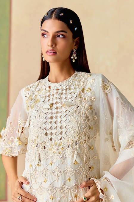 Buy_Chandrima_Ivory Silk Organza Embroidery Cutwork Dupatta _Online_at_Aza_Fashions