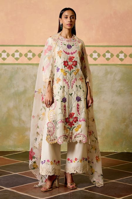 Chandrima Ivory Silk Organza Embroidery Floral Print Dupatta