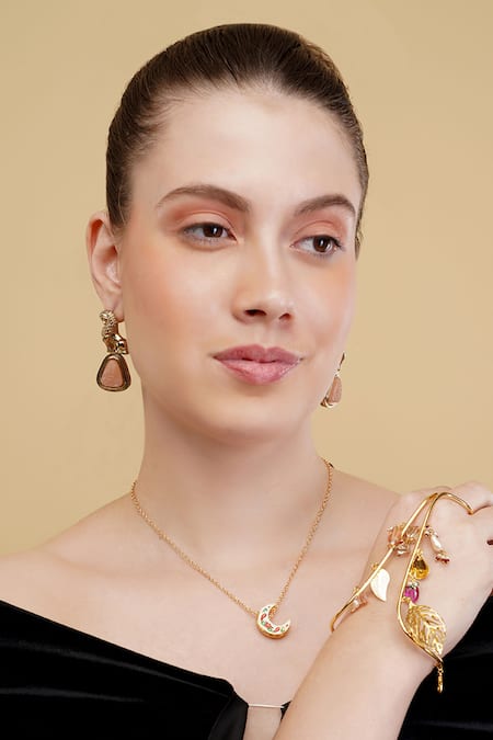 Dugran By Dugristyle_Gold Plated Beads, Stones Chamakti Zindagi Bracelet _Online_at_Aza_Fashions