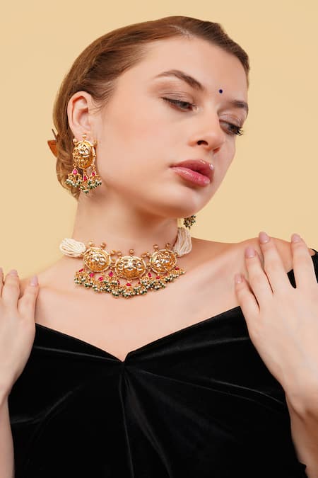 Shop_Dugran By Dugristyle_Green Sabz Roshni Choker _at_Aza_Fashions