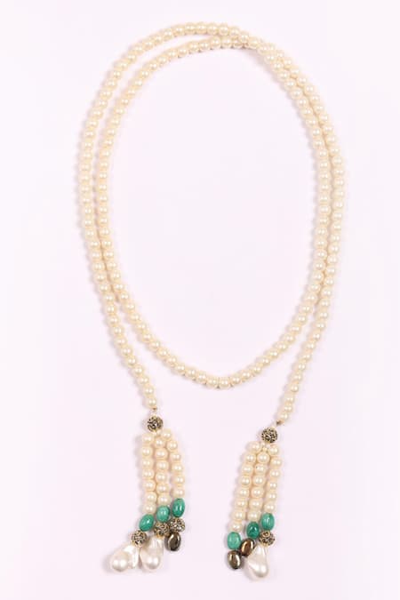 Dugran By Dugristyle White Thandi Chamak Necklace Online at Aza Fashions Dugran By Dugristyle_White Thandi Chamak Necklace _Online_at_Aza_Fashions