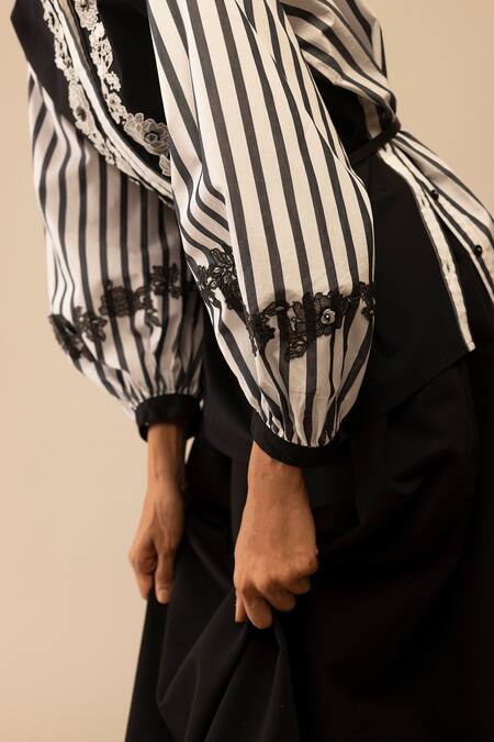 Buy_Bunka_Black Cotton Embroidery Round , Button-down Asha Stripe Pattern Shirt 