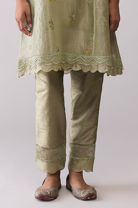 Buy_Bunka_Green Organza Embroidery V-neck Farida Kurta Set 
