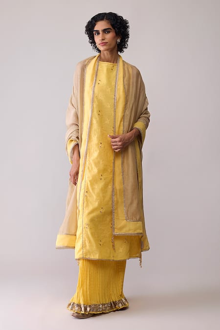 Bunka Inayat Yellow Dupatta 